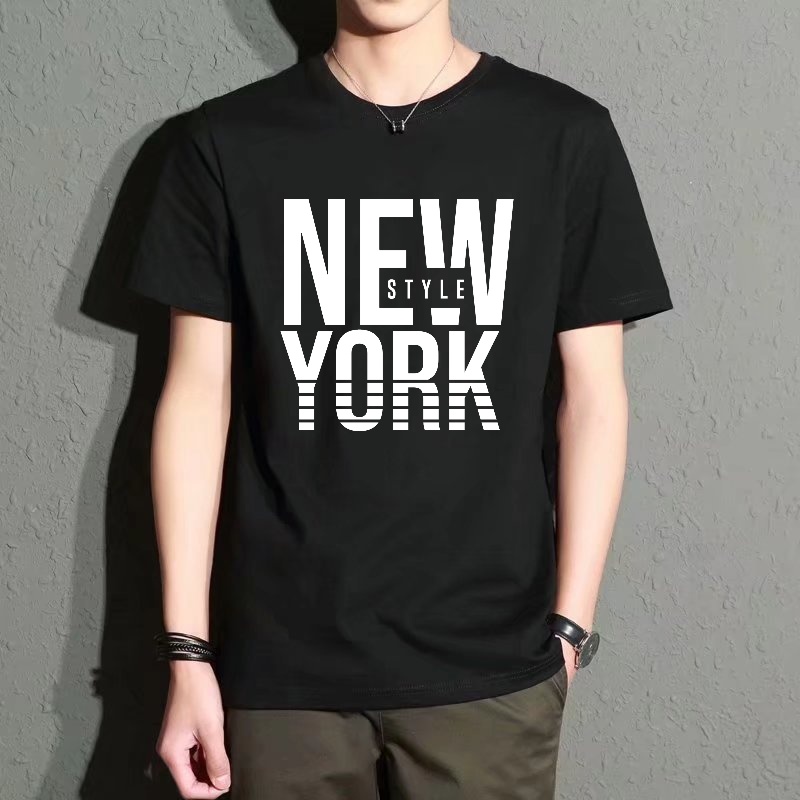 Street Style New York Fashion - Men's Black Round-Neck Short-Sleeved T-Shirt with