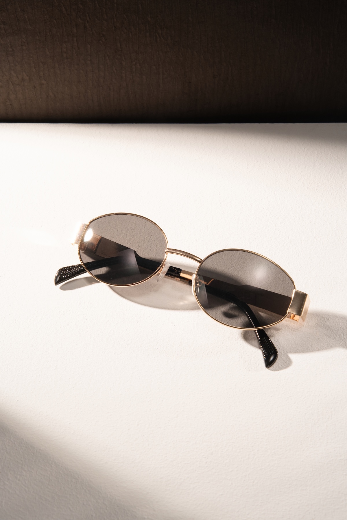 **1Pair Unisex Retro Oval Meta - Street Fashion Vintage incelemesi ve fiyatı