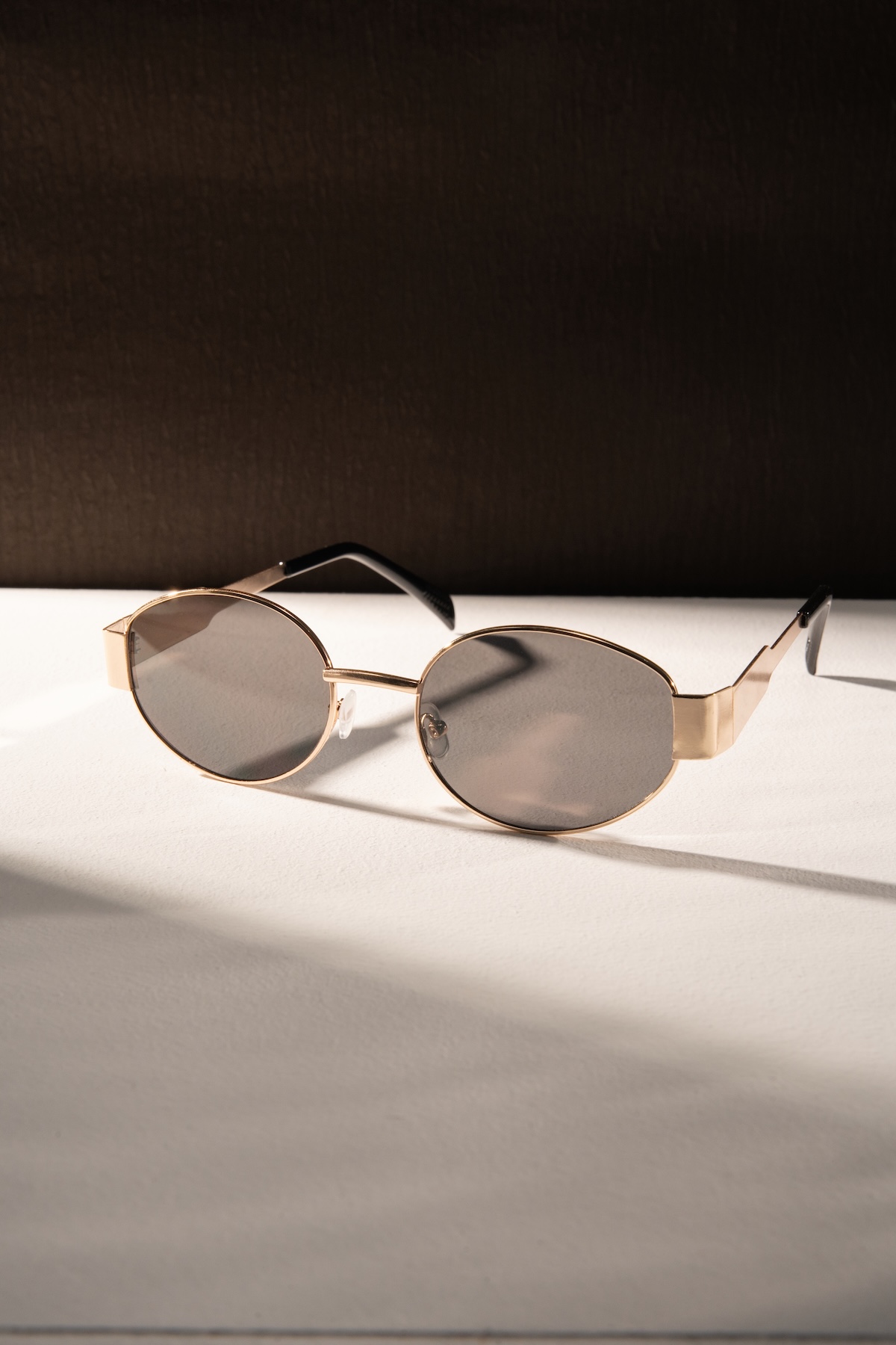 **1Pair Unisex Retro Oval Meta - Street Fashion Vintage incelemesi ve fiyatı