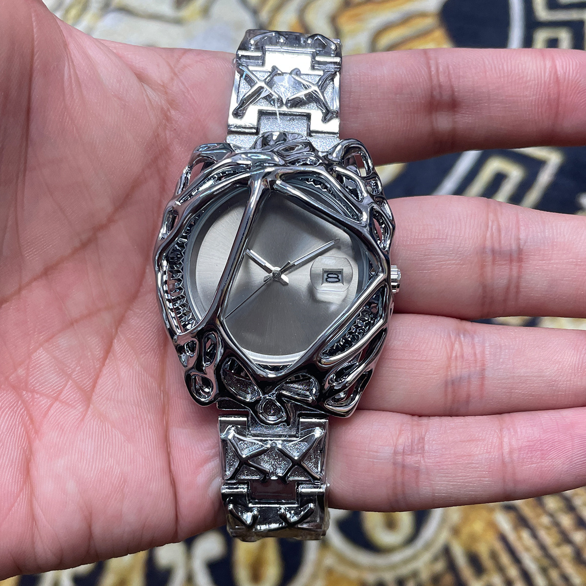 New Stylish Luxury Men's Watch - Street Fashion High End incelemesi ve fiyatı