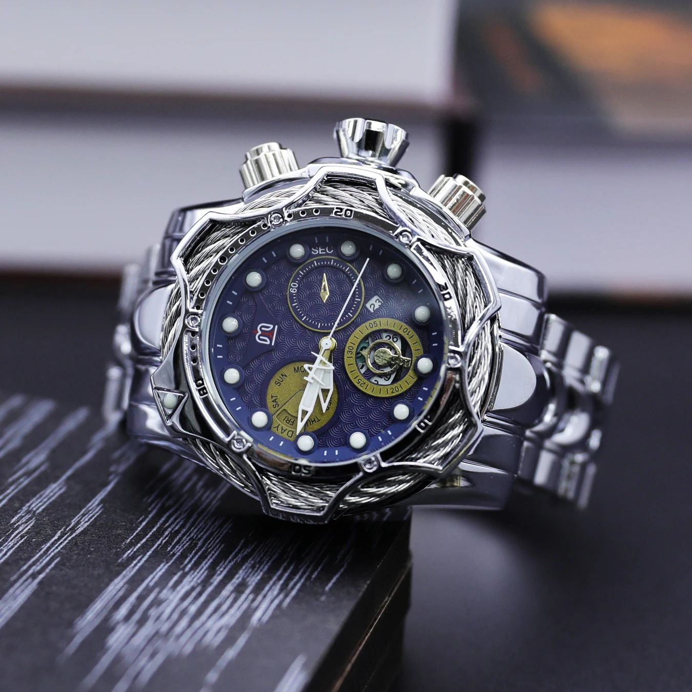 Extra-Large Dial, High-End App - Street Fashion High End incelemesi ve fiyatı